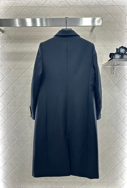 Front shoulder lapel long coat