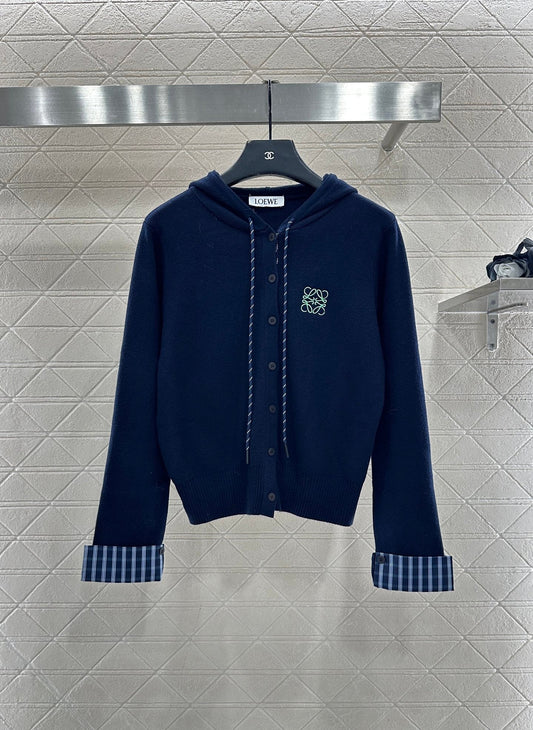 Hooded knitted cardigan