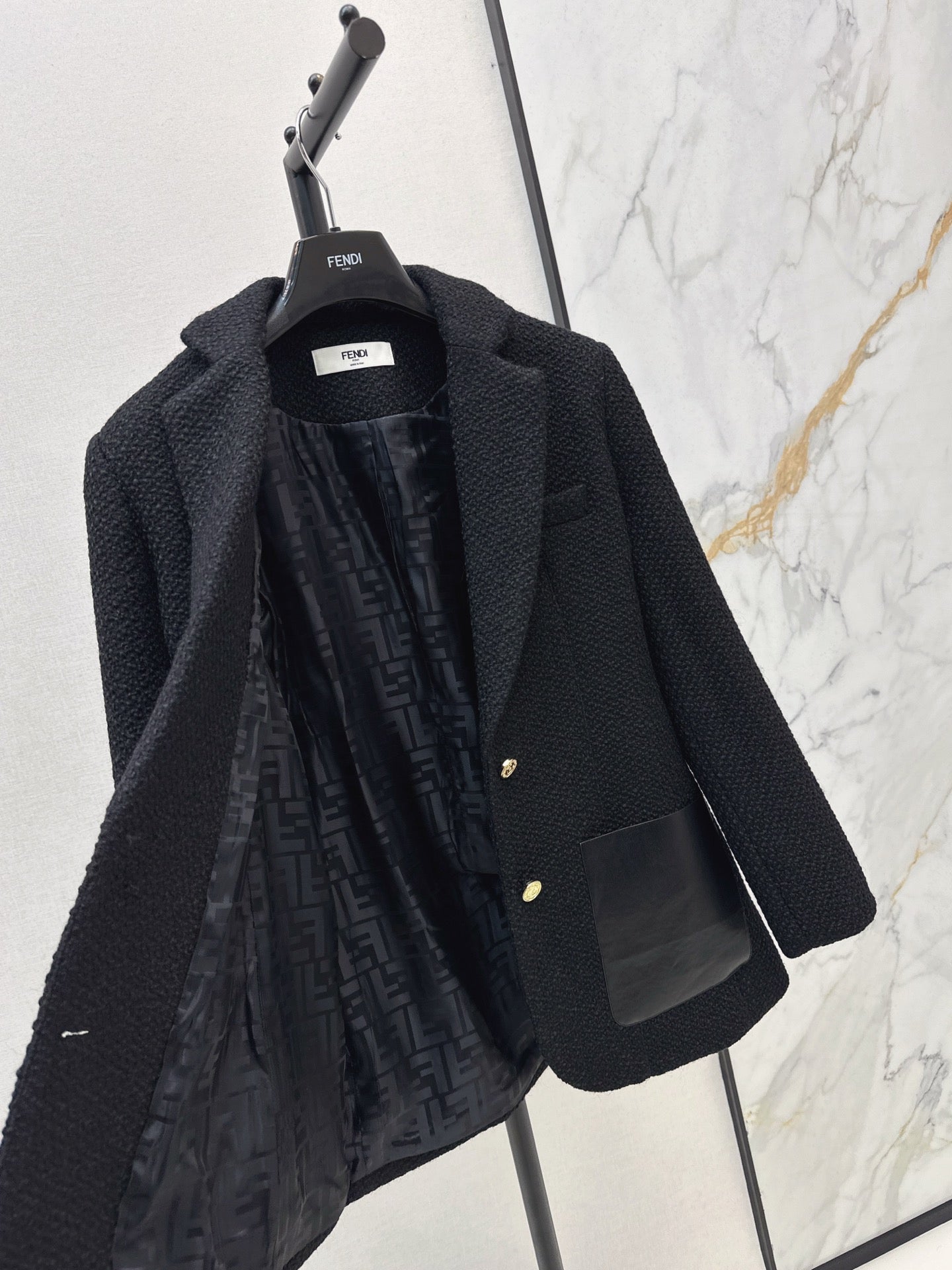 Collar and patchwork pocket suit jacket