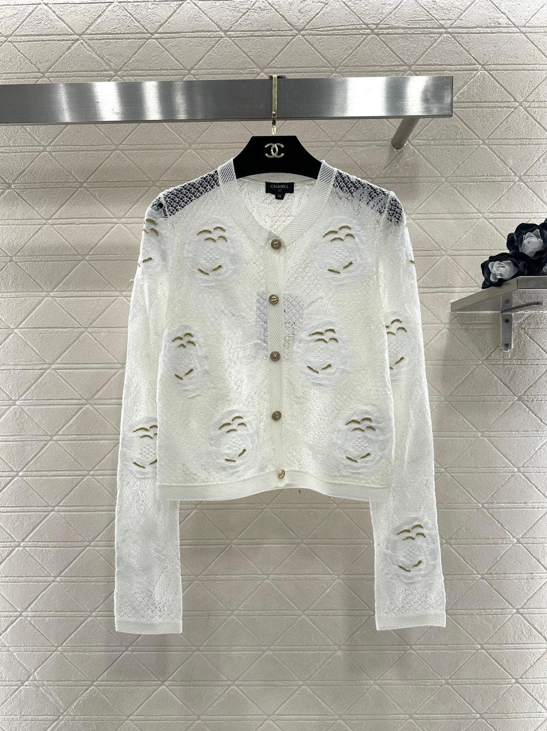 Hollow-out floral embroidered cardigan