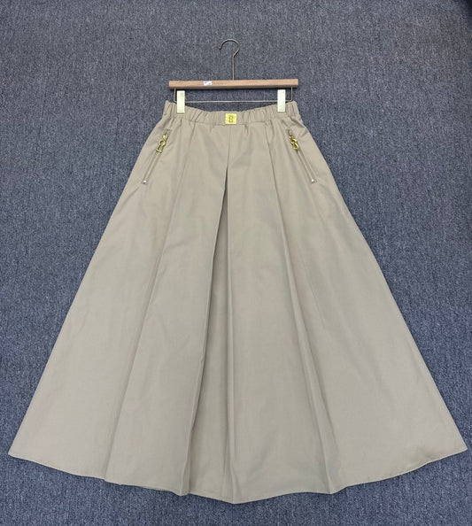 Casual midi skirt