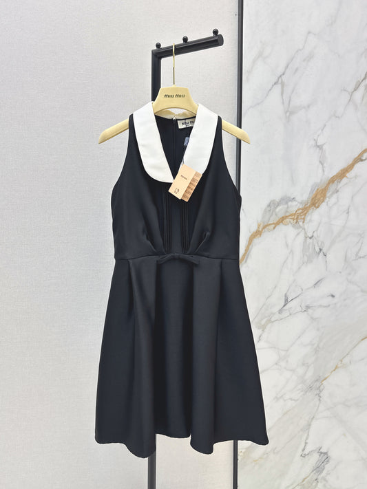 Collared Sleeveless Dress