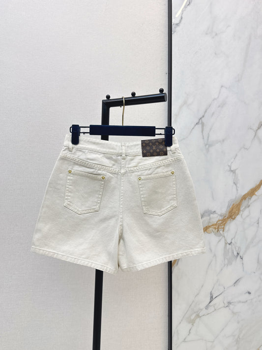 Embroidered denim shorts