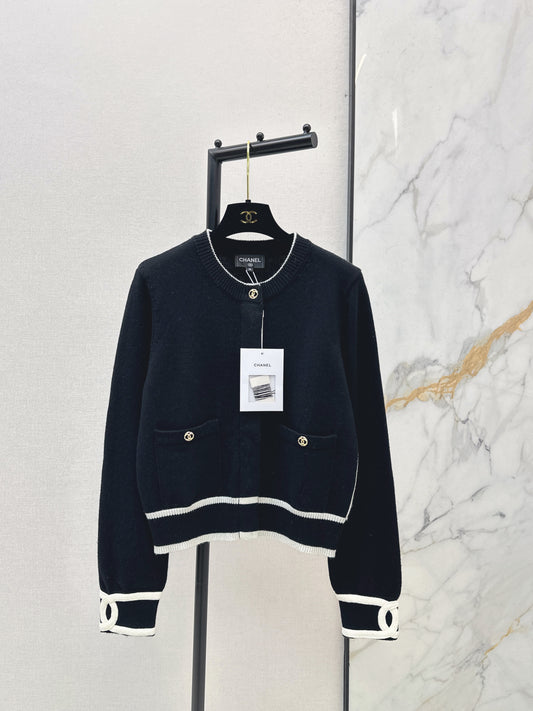 Jacquard Crew Neck Cardigan