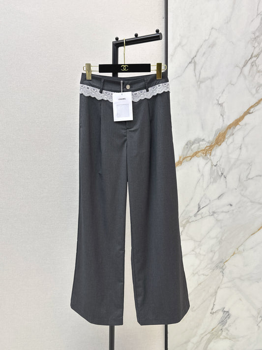 26ss Straight-leg trousers with lace trim