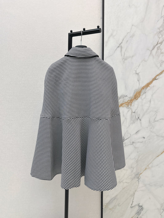 26ss Bow-tie cape