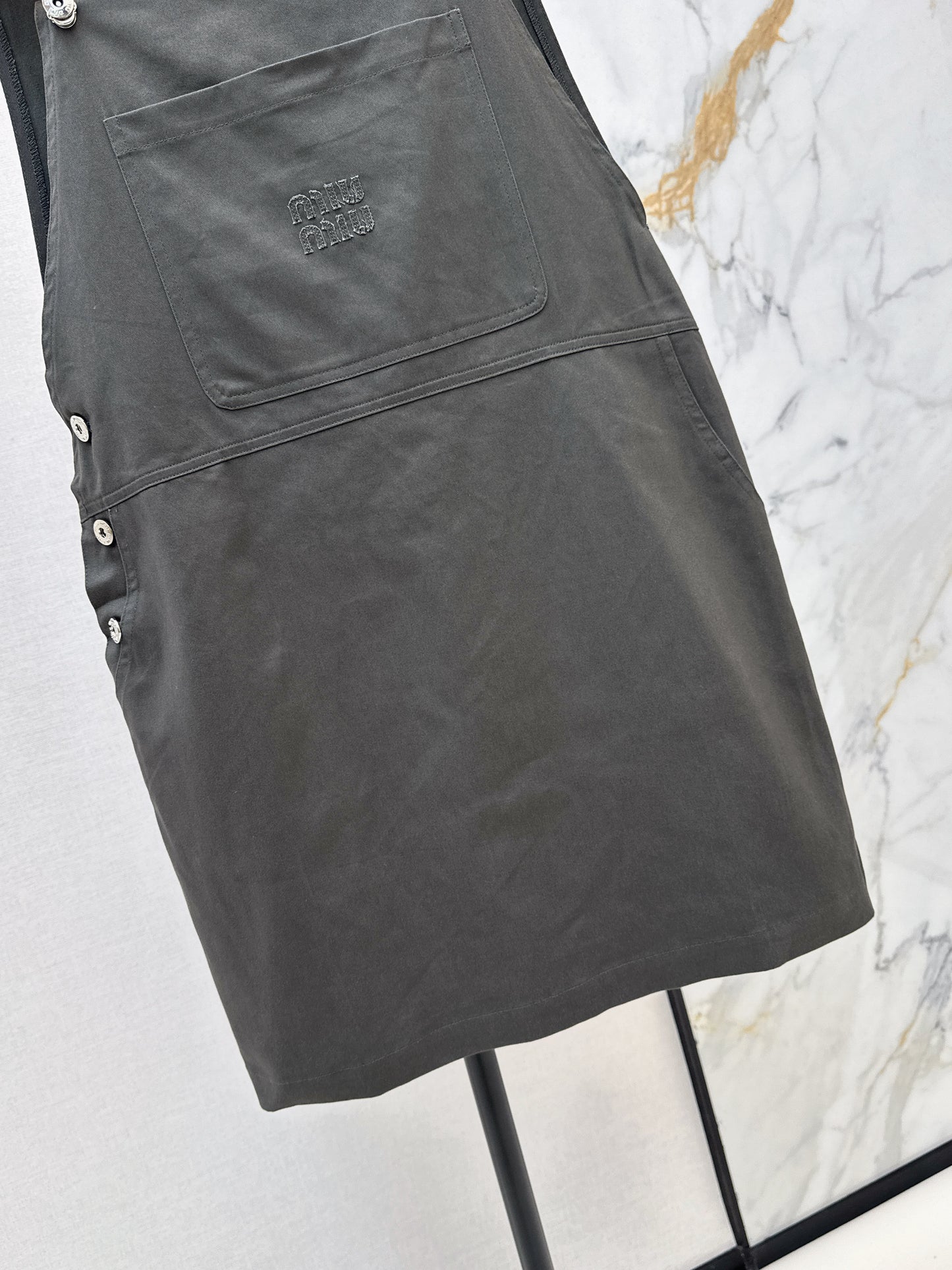 26ss Youthful overalls dress
