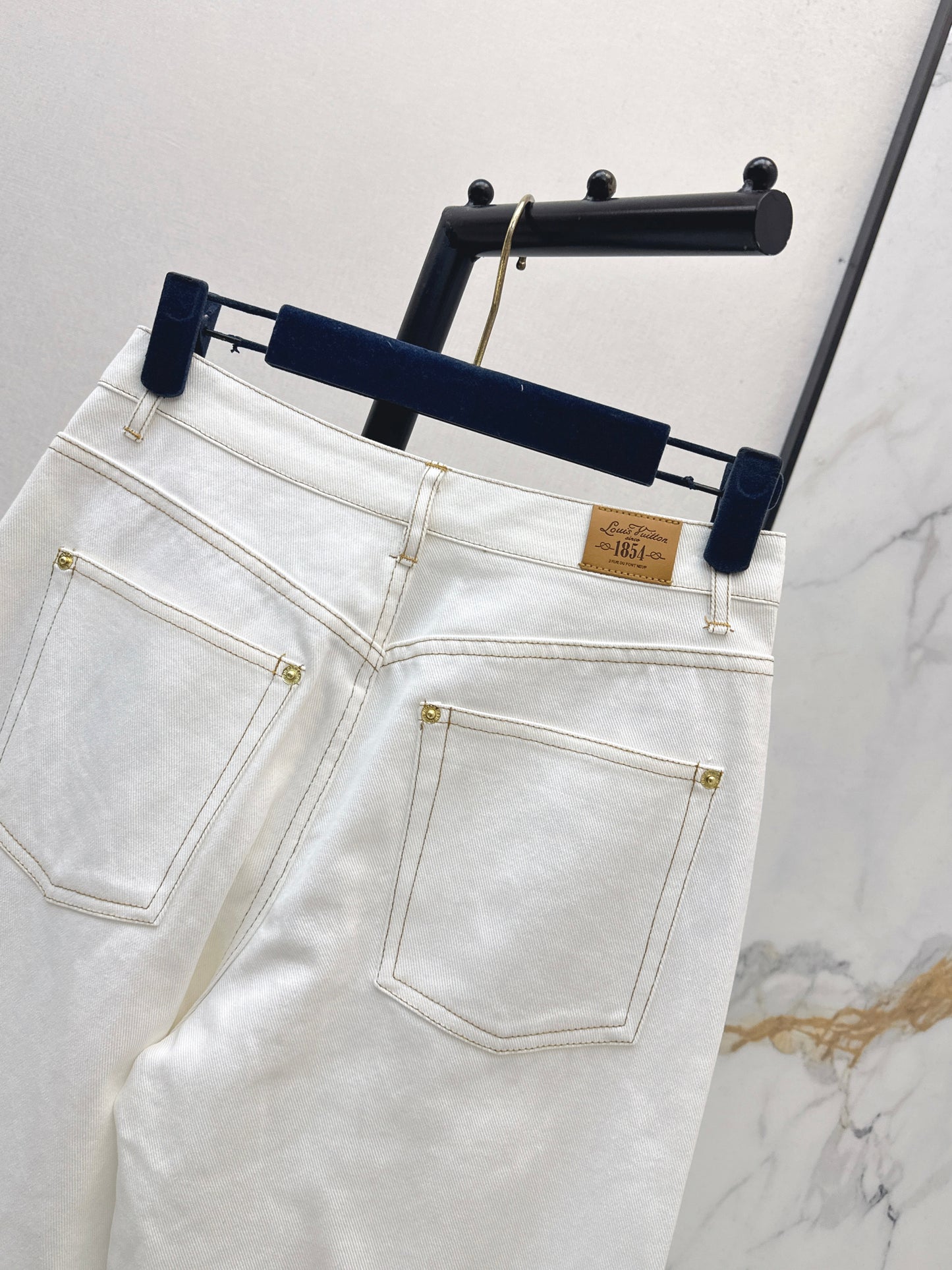 26ss Color-blocked minimalist straight-leg trousers
