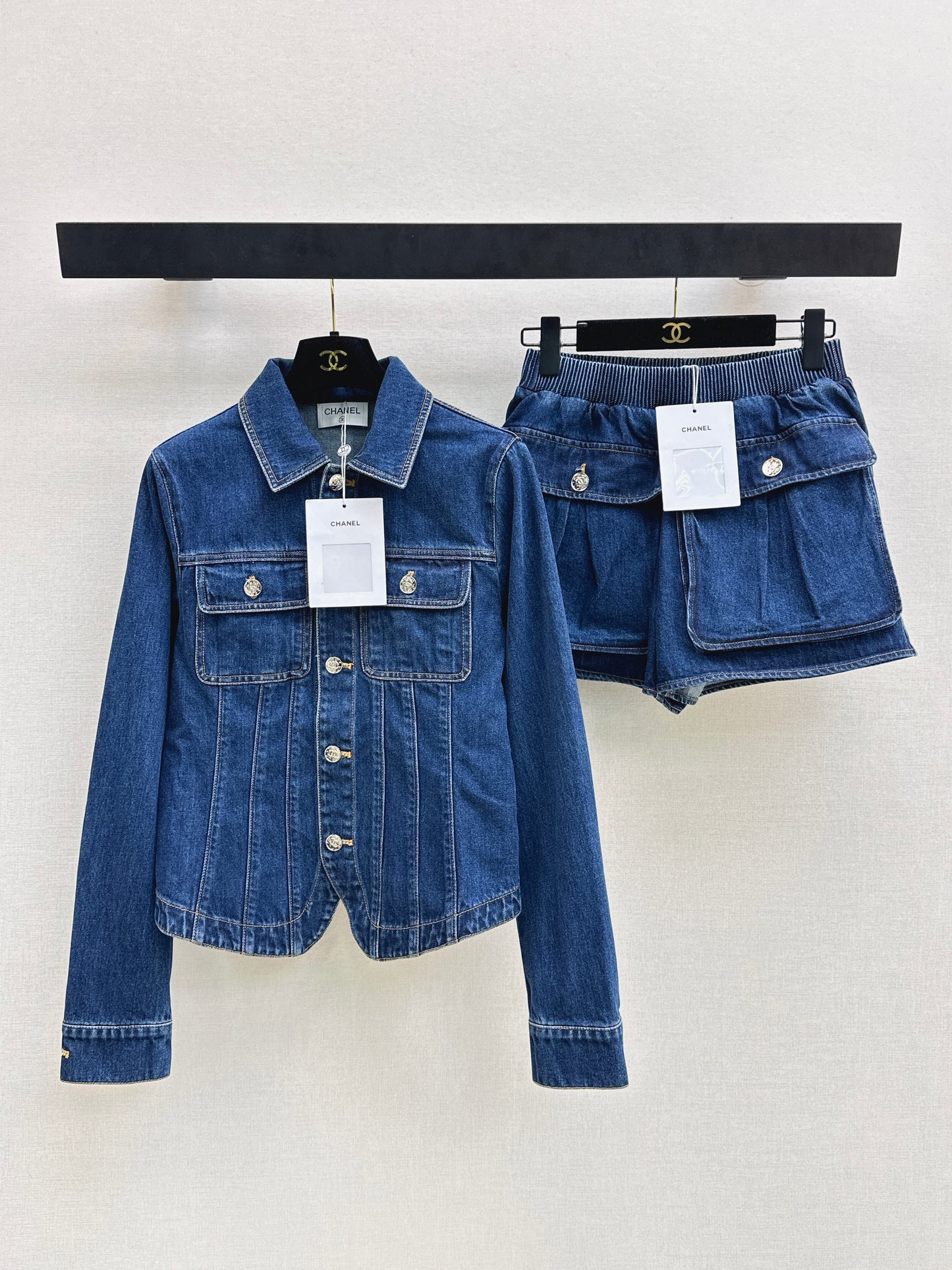 26ss Denim Jacket with a cinched waist