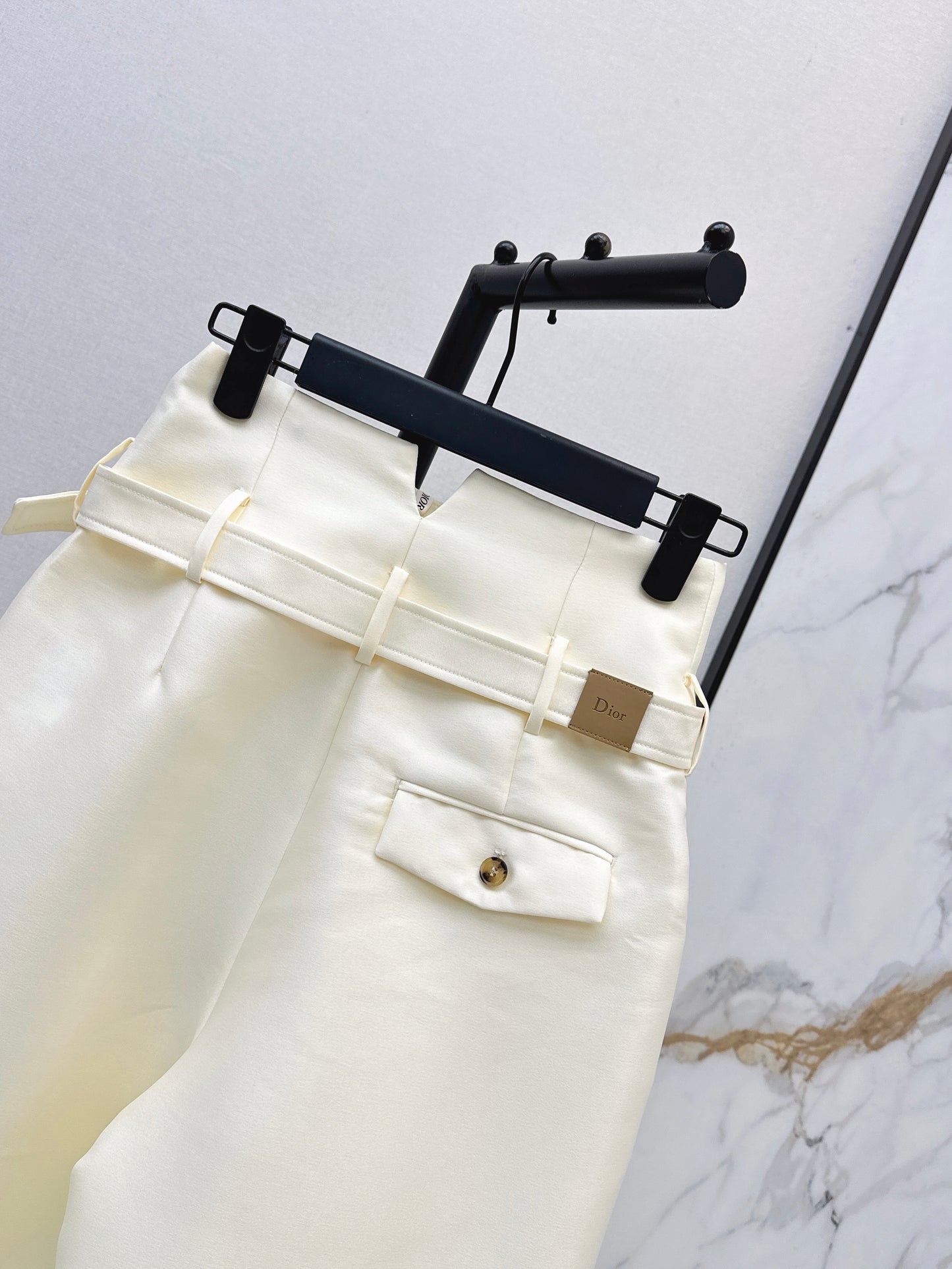 26ss High-waisted cropped wide-leg pants