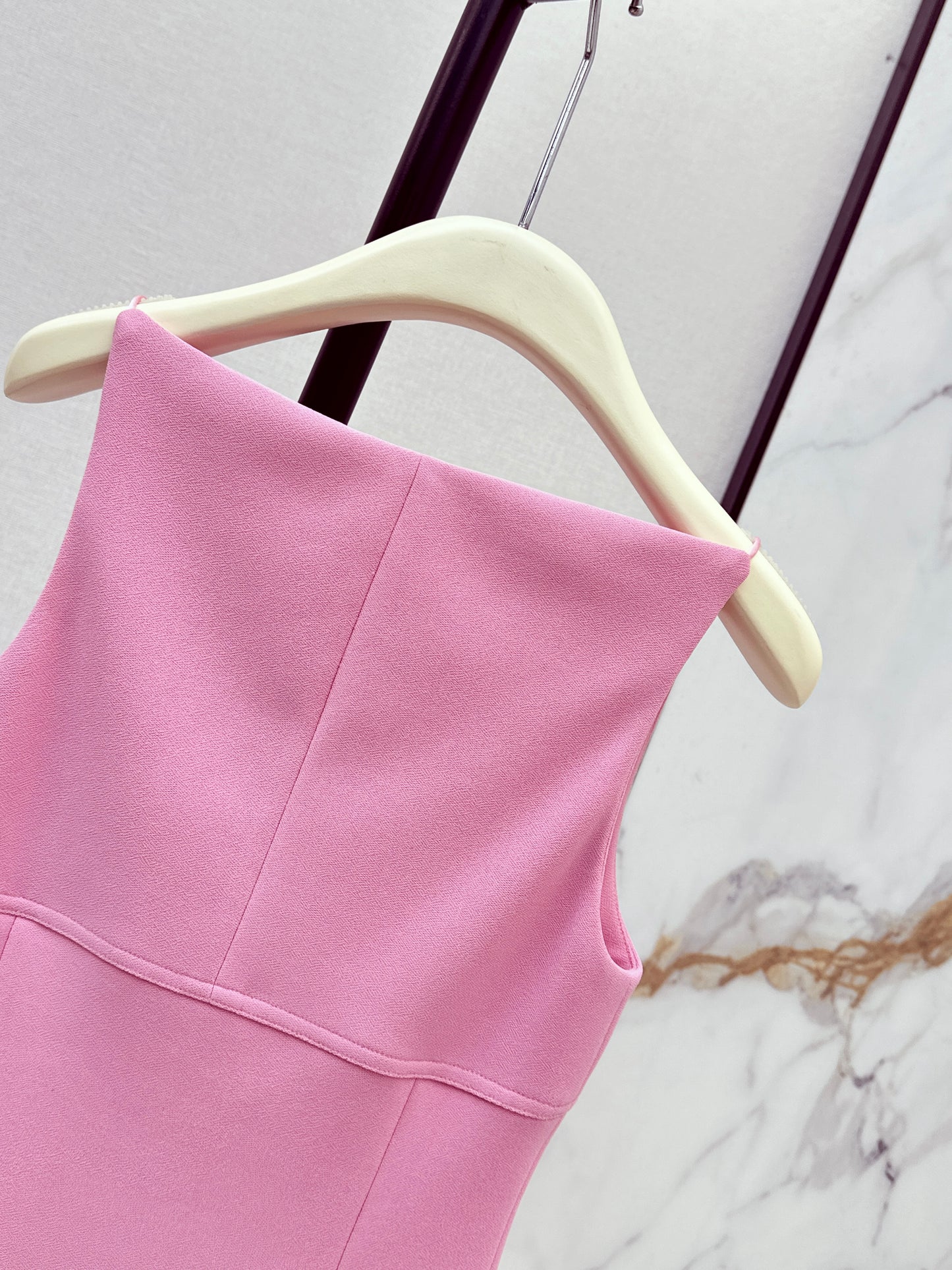 26ss One-shoulder halter dress