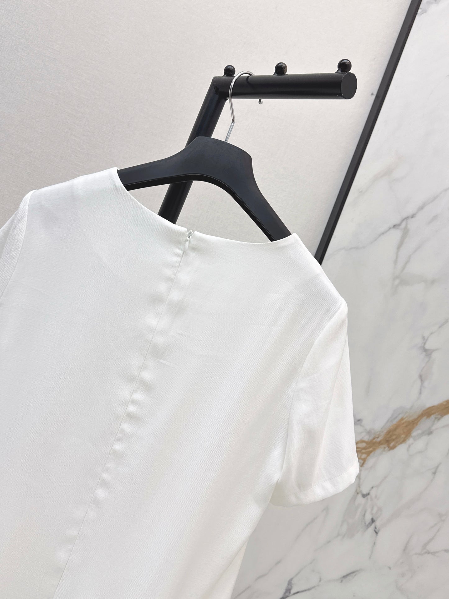 26ss Color-Block Straight-Cut Dress