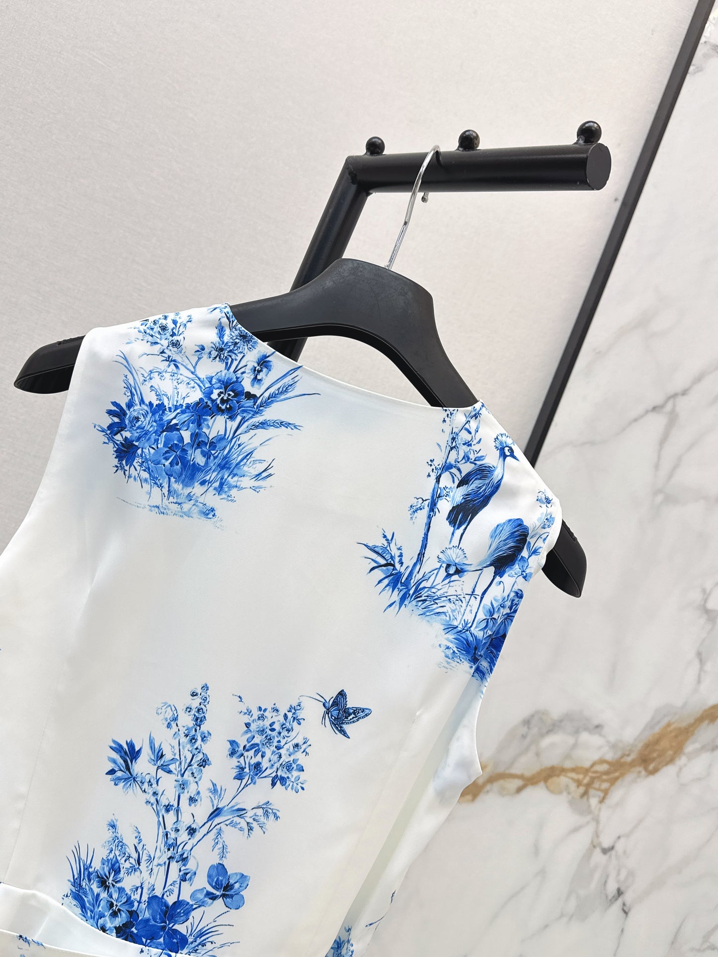 26ss Blue and white porcelain dress