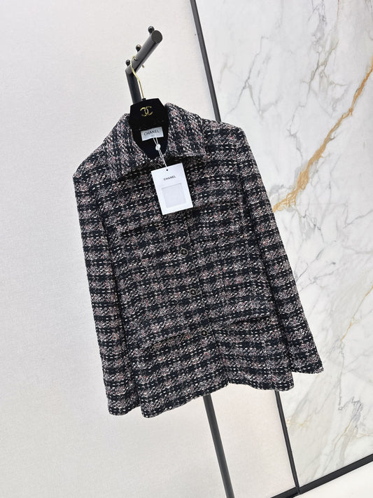 Chanel/Mid-length tweed jacket