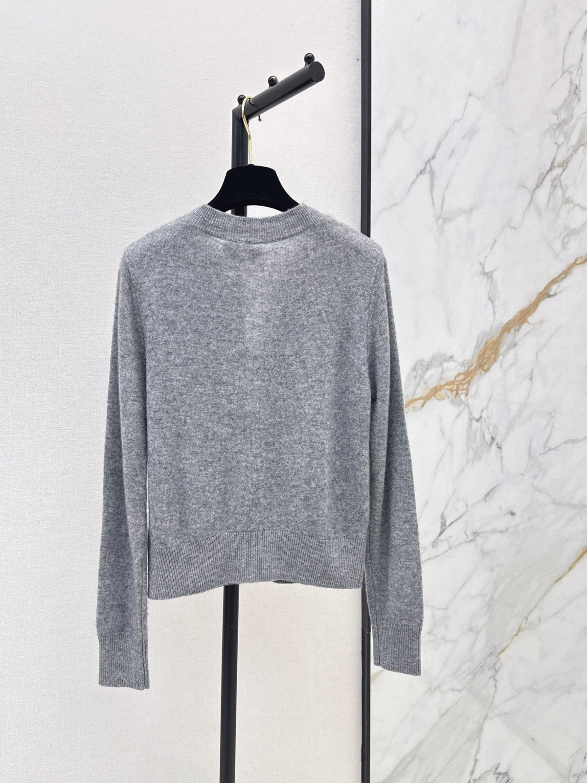 V-Neck Long-Sleeve Knit Cardigan
