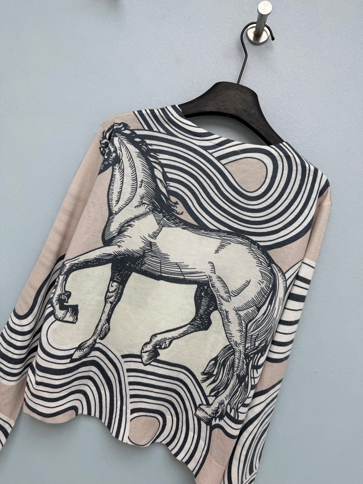 Hermès/26 New Equestrian-Style Lightweight V-Neck Knit Cardigan