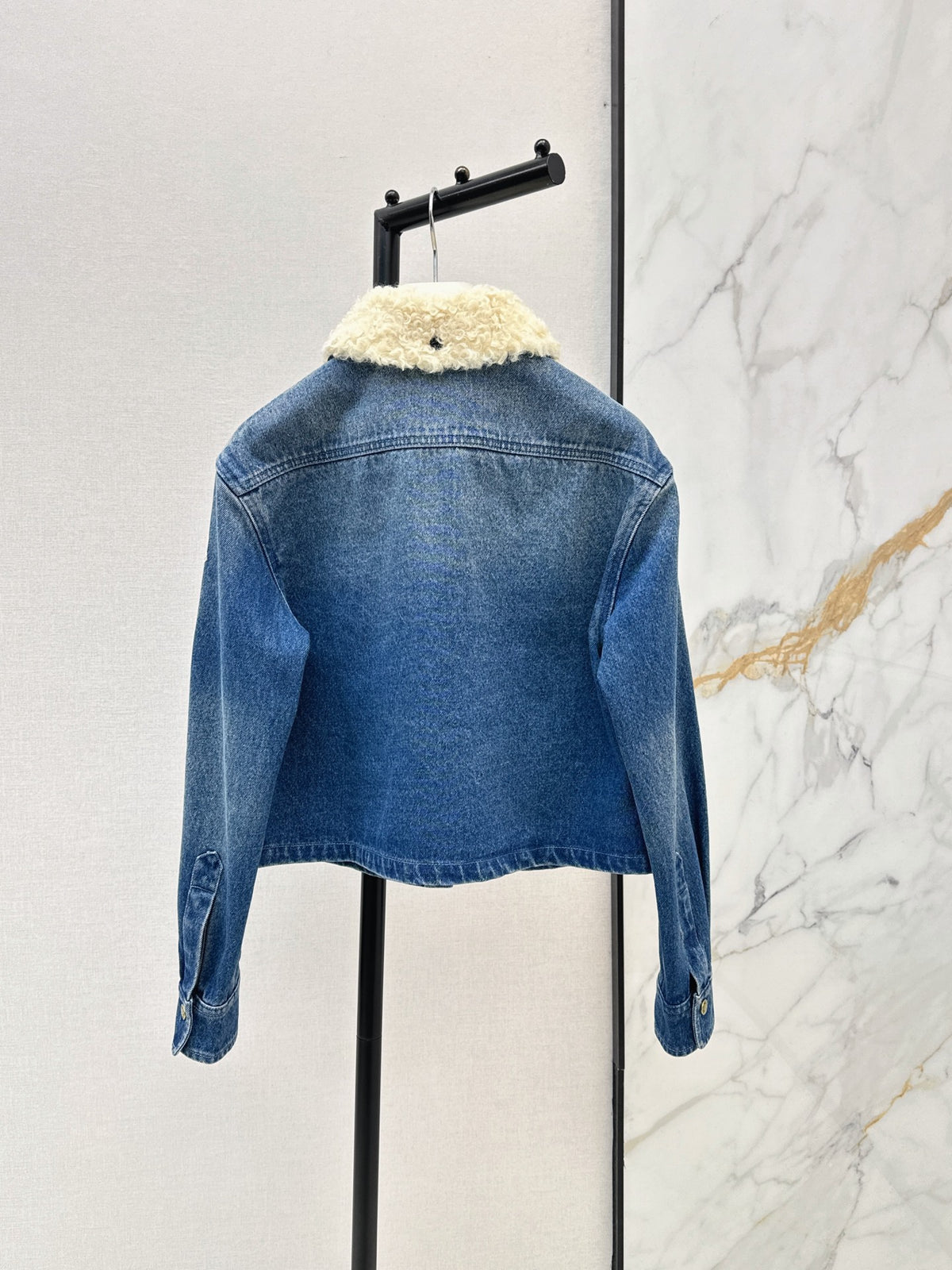 26 Autumn/Winter Latest Teddy Fur Collar Denim Jacket