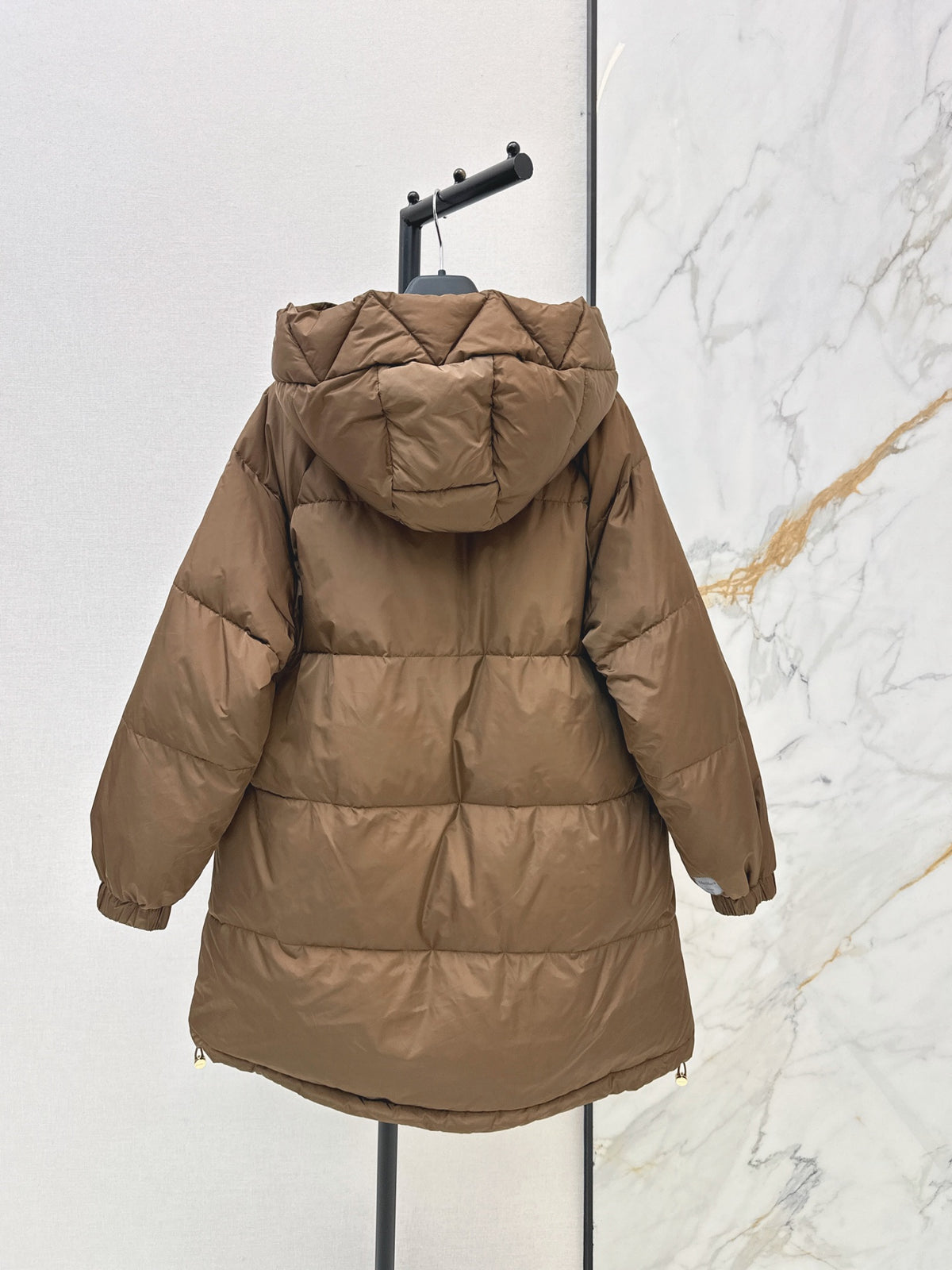 26 Fall/Winter Latest Simple Sleeve Patch Hooded Mid-Length Down Jacket