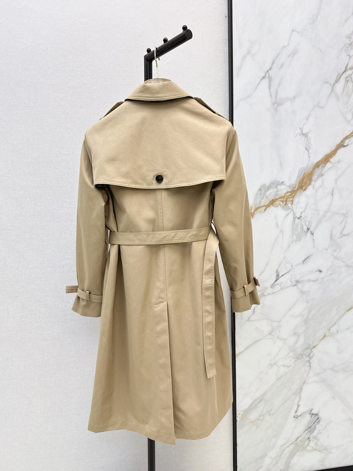26Latest Autumn/Winter Long Trench Coat with Houndstooth Lining