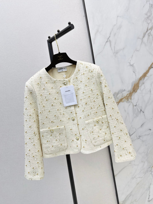 26New Autumn/Winter Hand-Beaded Crew-Neck Knit Jacket