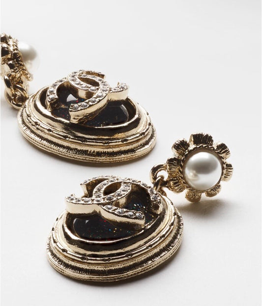 26New Season Stud Earrings