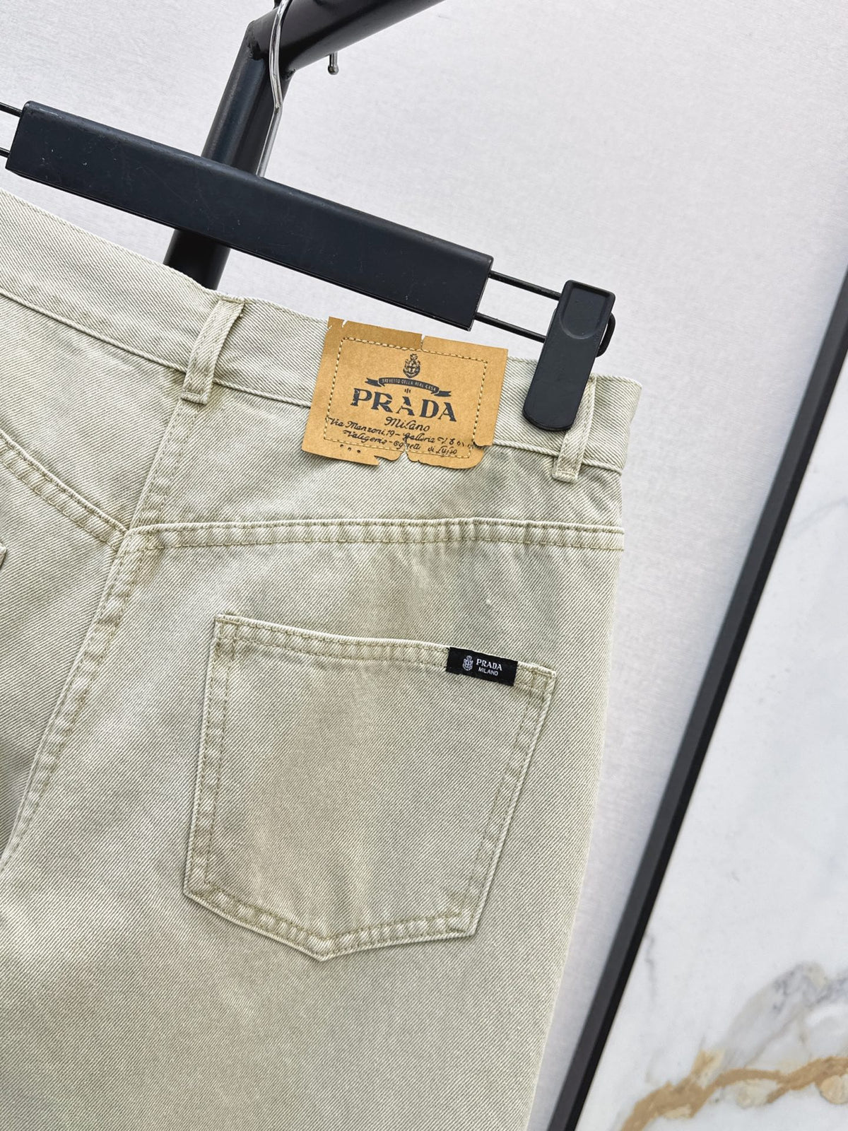 26 Fall/Winter Latest Washed Straight-Leg Denim Jeans