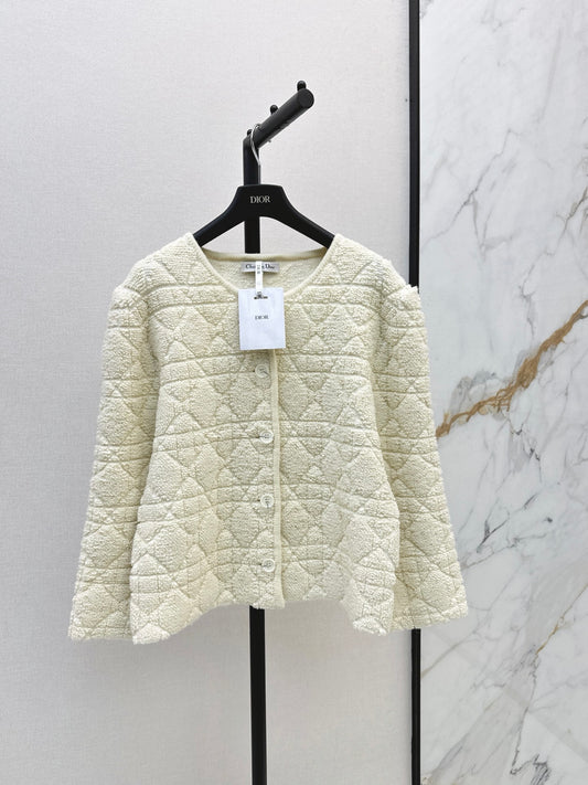 26New Autumn/Winter Wool-Blend Jacket with Cannage Pattern