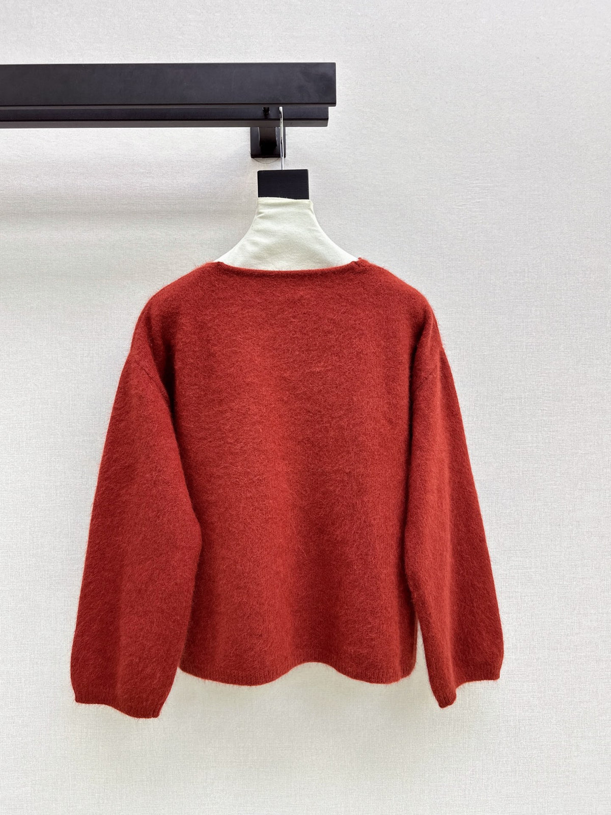 26Latest Autumn/Winter V-Neck Sweater with 3D Floral Embellishments