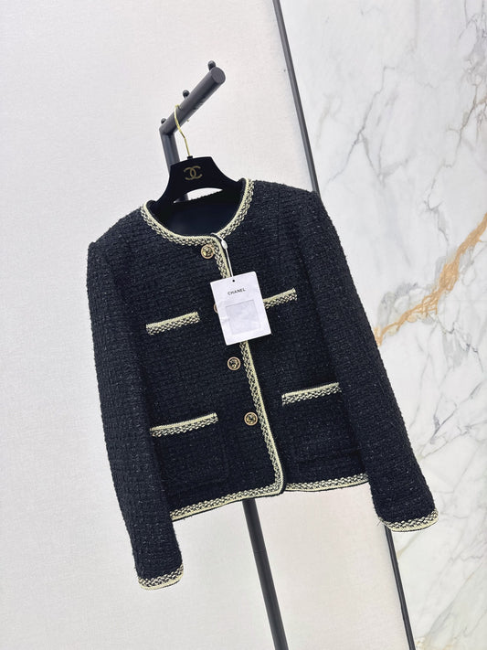 26Latest Autumn/Winter Knit Jacket with Dual Pockets and Crew Neck