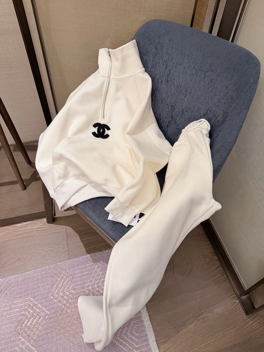 26"Chanel-inspired" Custom-Made Set – Thickened, Brushed, and Bonded Fabric