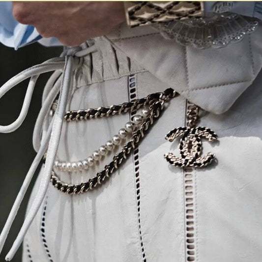 Elegant Pearl Chain Belt