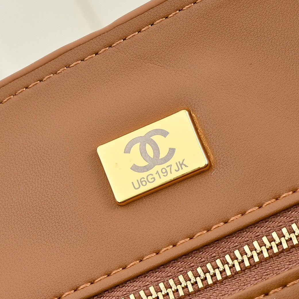 26FW New Suede CF Bag