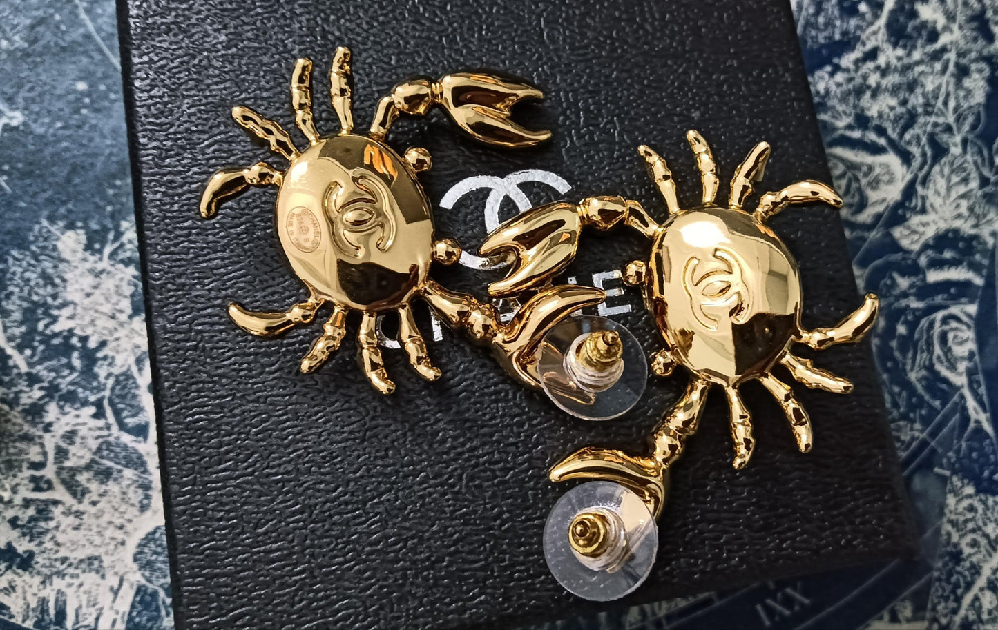 π₯HOTπ₯ 26SS NEW Ocean Resort Collection Little Crab Earrings π¦