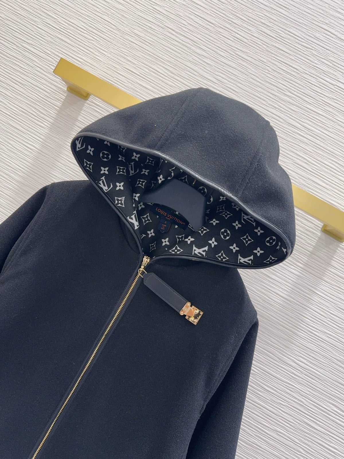 26New Hooded Long-Sleeve Wool-Blend Coat
