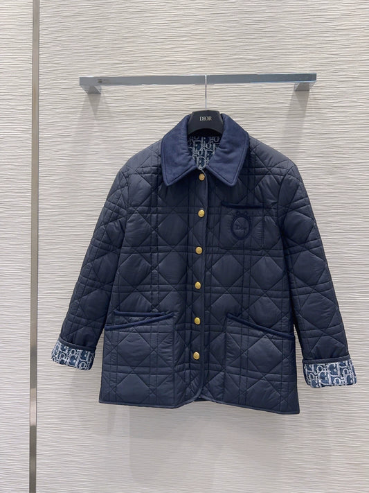 26New Quilted-Pattern Long-Sleeve Padded Jacket