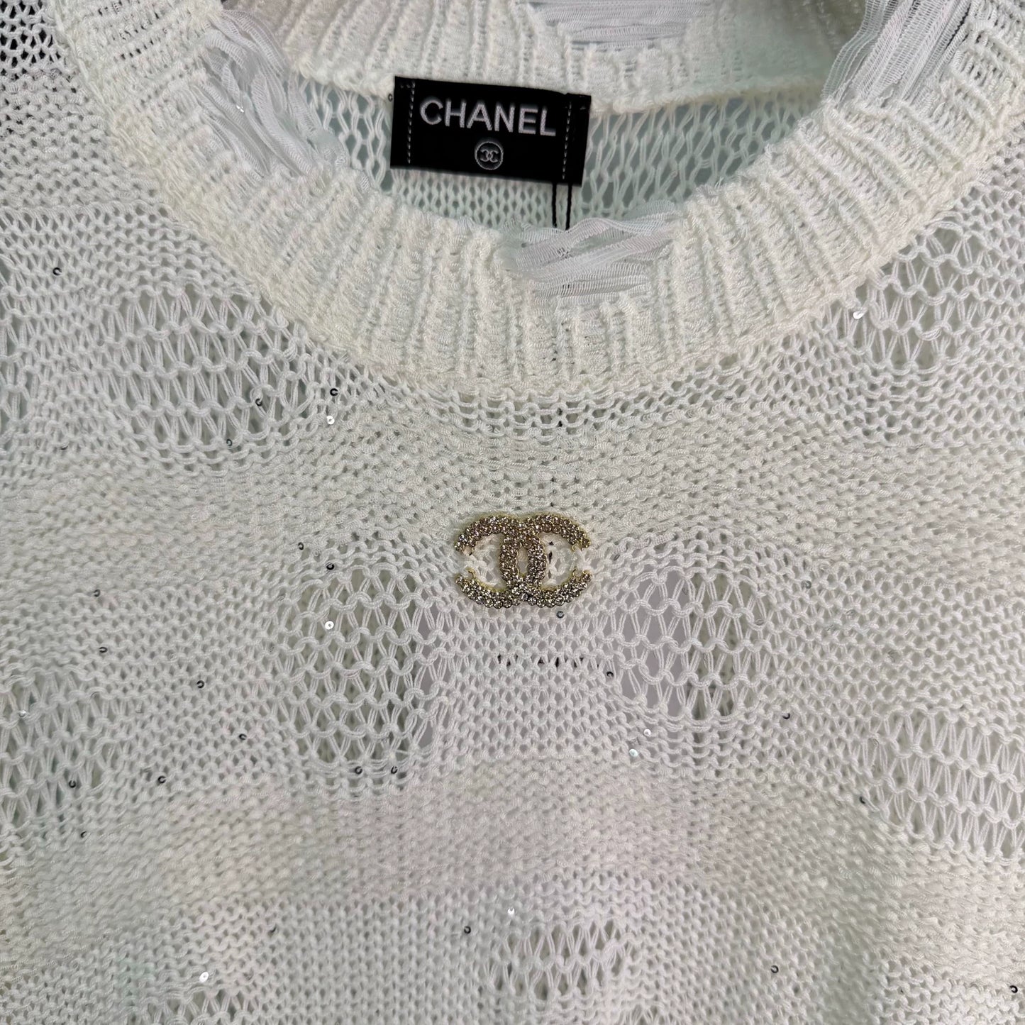 Chanel / 26 Early Autumn New Hollow Knit Sweater
