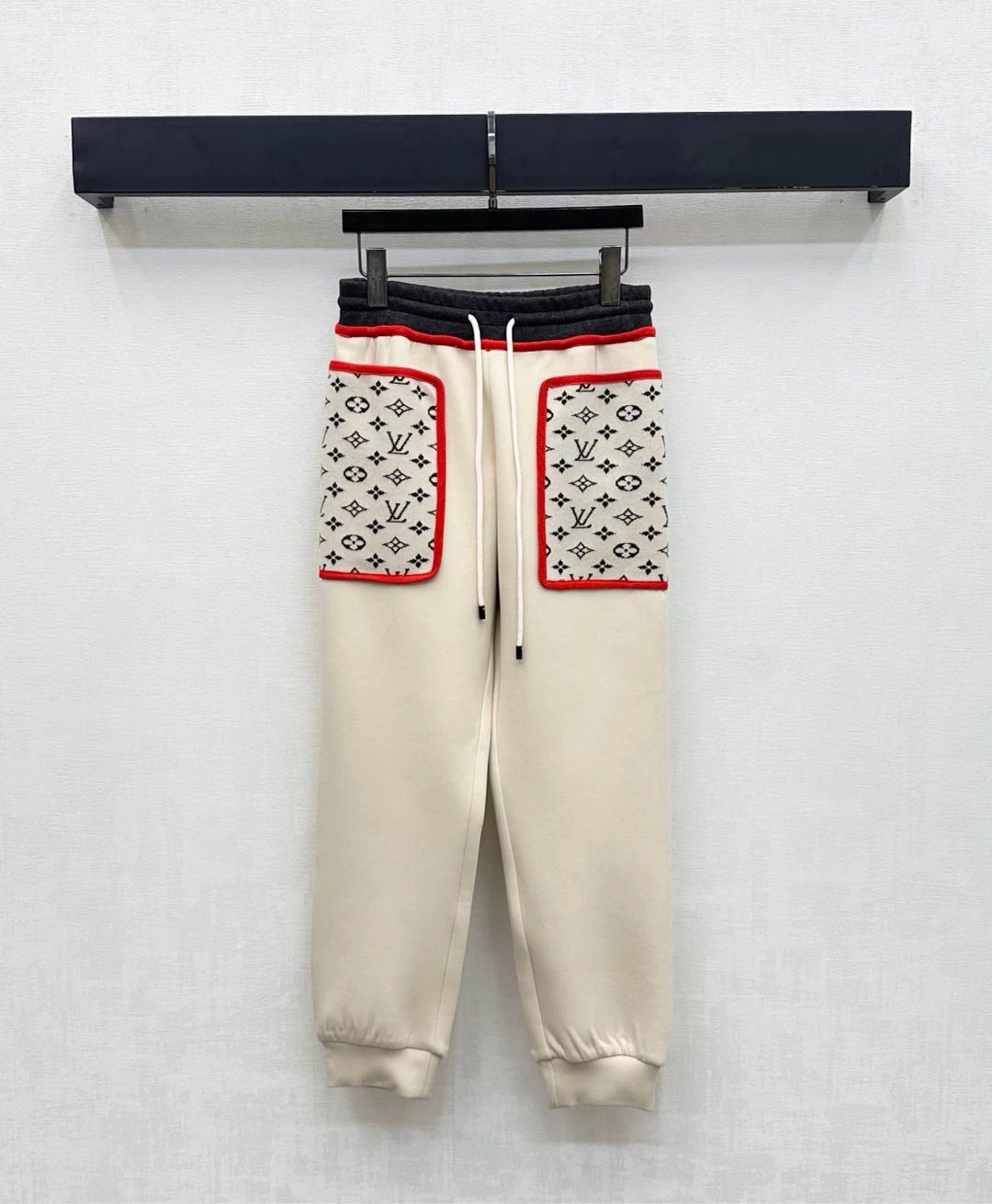 Louis Vuitton / '26 New Collection: Hooded Jacquard Jacket & Trousers Set