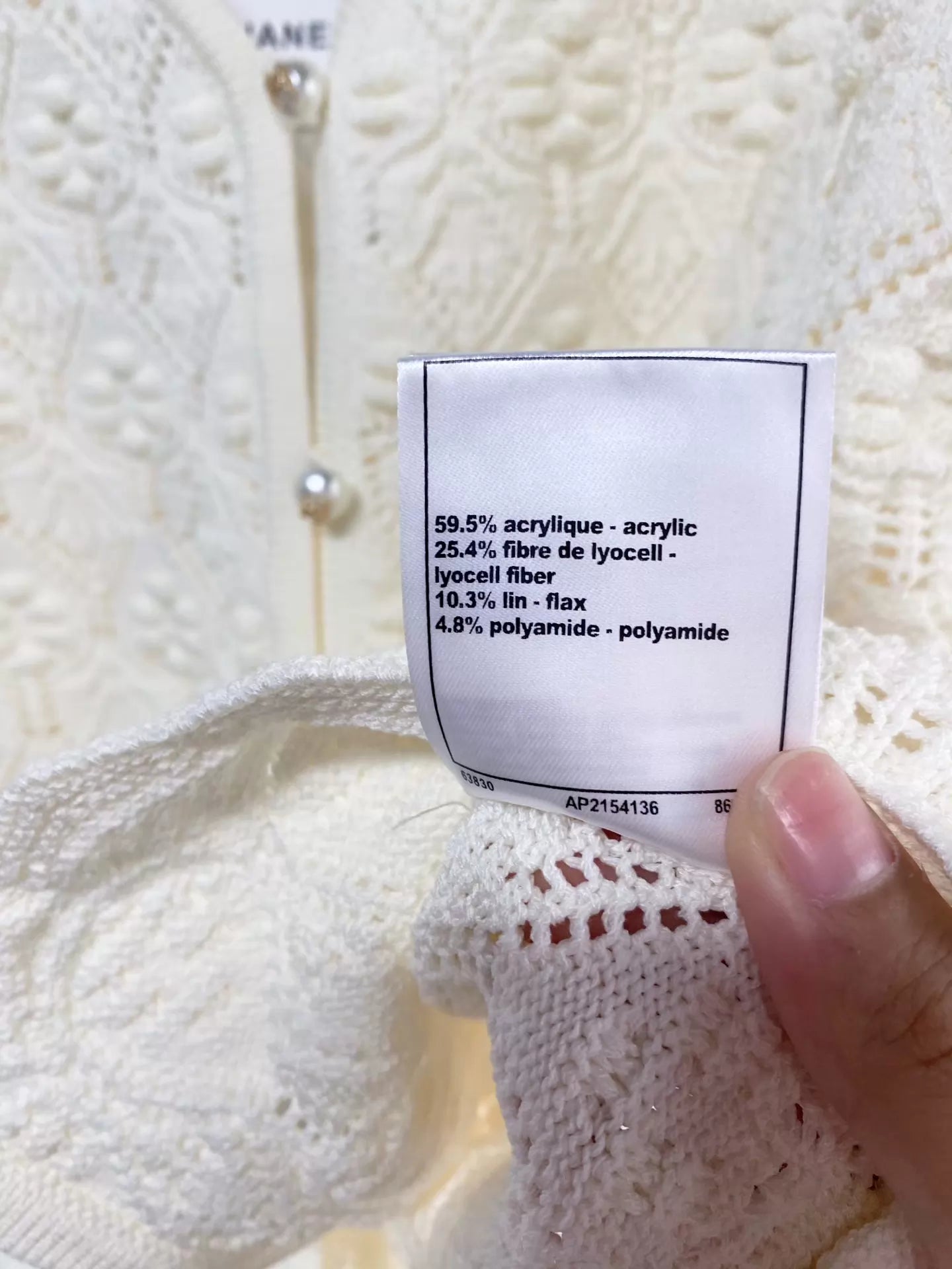 26ss V-neck knit cardigan