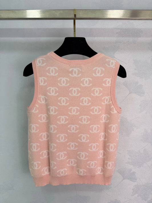 Double C Knit Vest