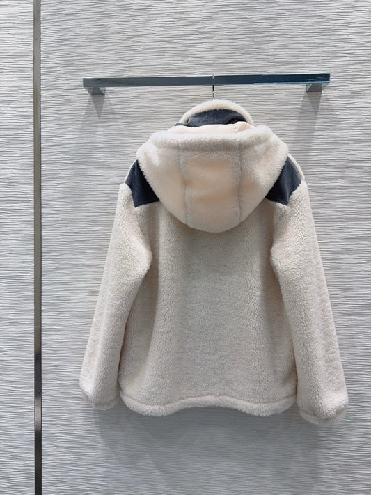 26New Contrast Color Hooded Faux Shearling Jacket