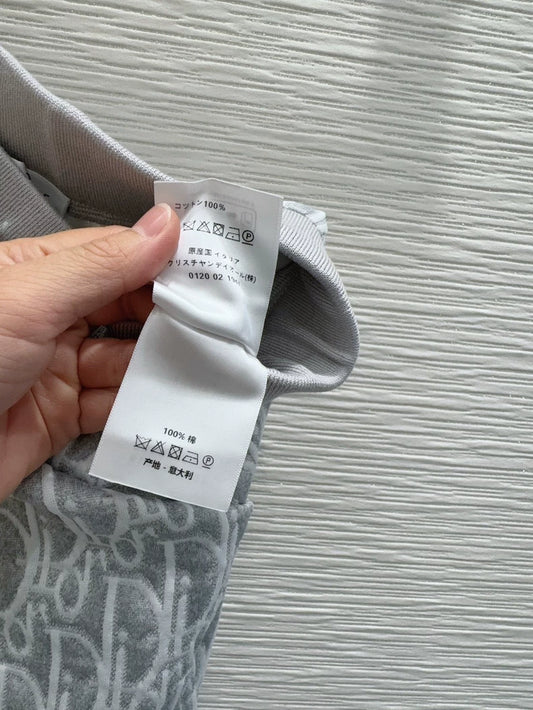 26New Letter-Jacquard Zip-Up Hooded Jacket and Trousers Casual Set