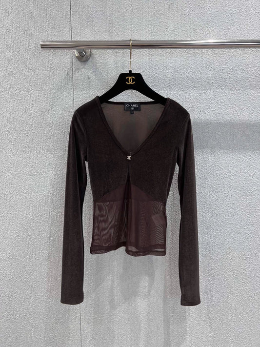 Mesh-paneled base layer