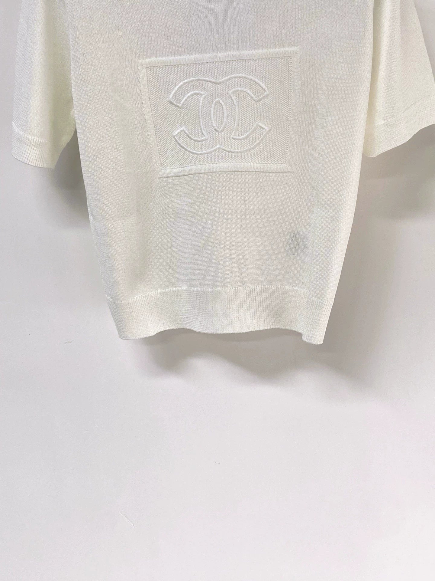 26ss T-shirt with a big logo on the chest