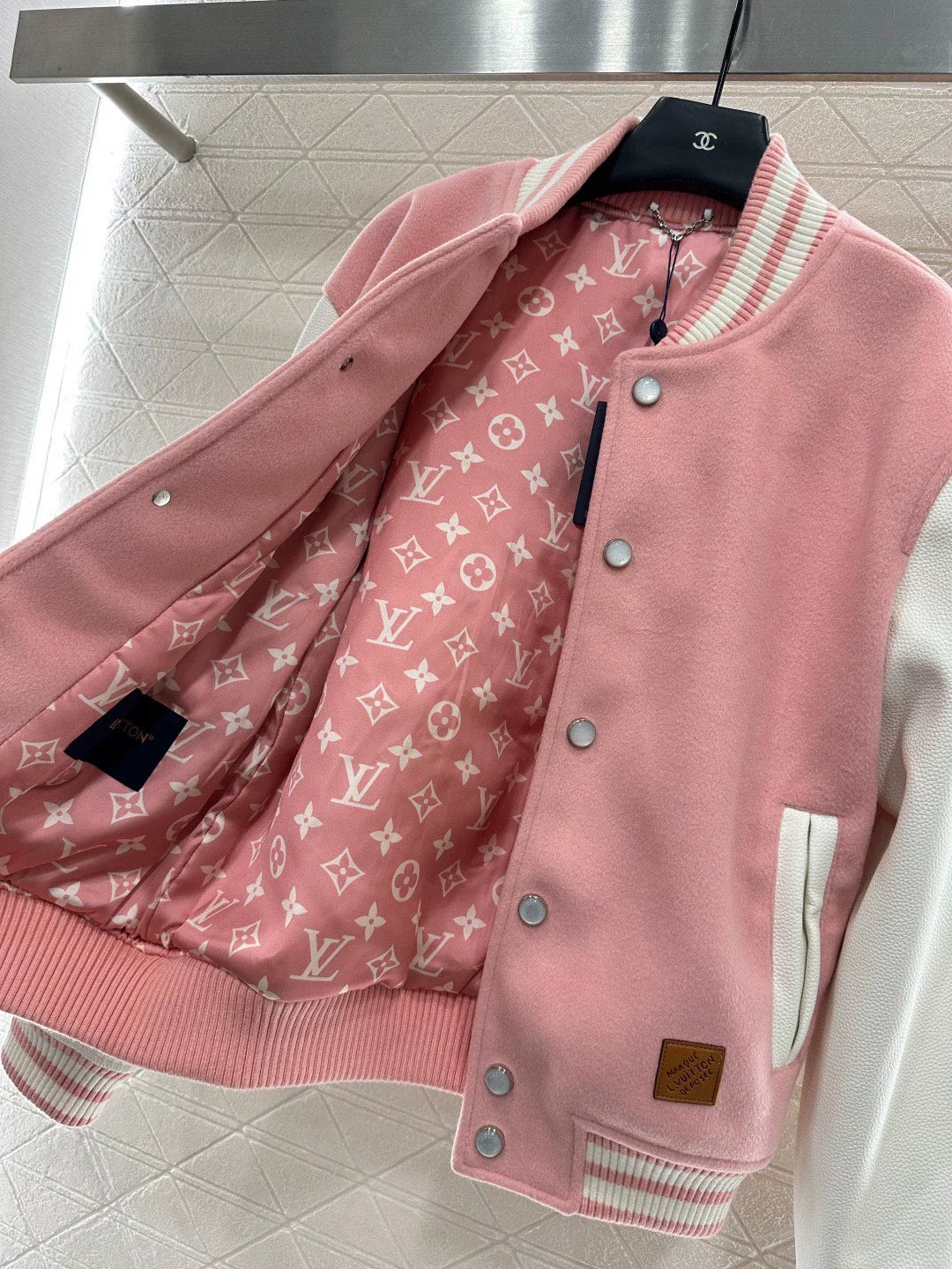 25fw Casual leather sleeve shoulder baseball jacket