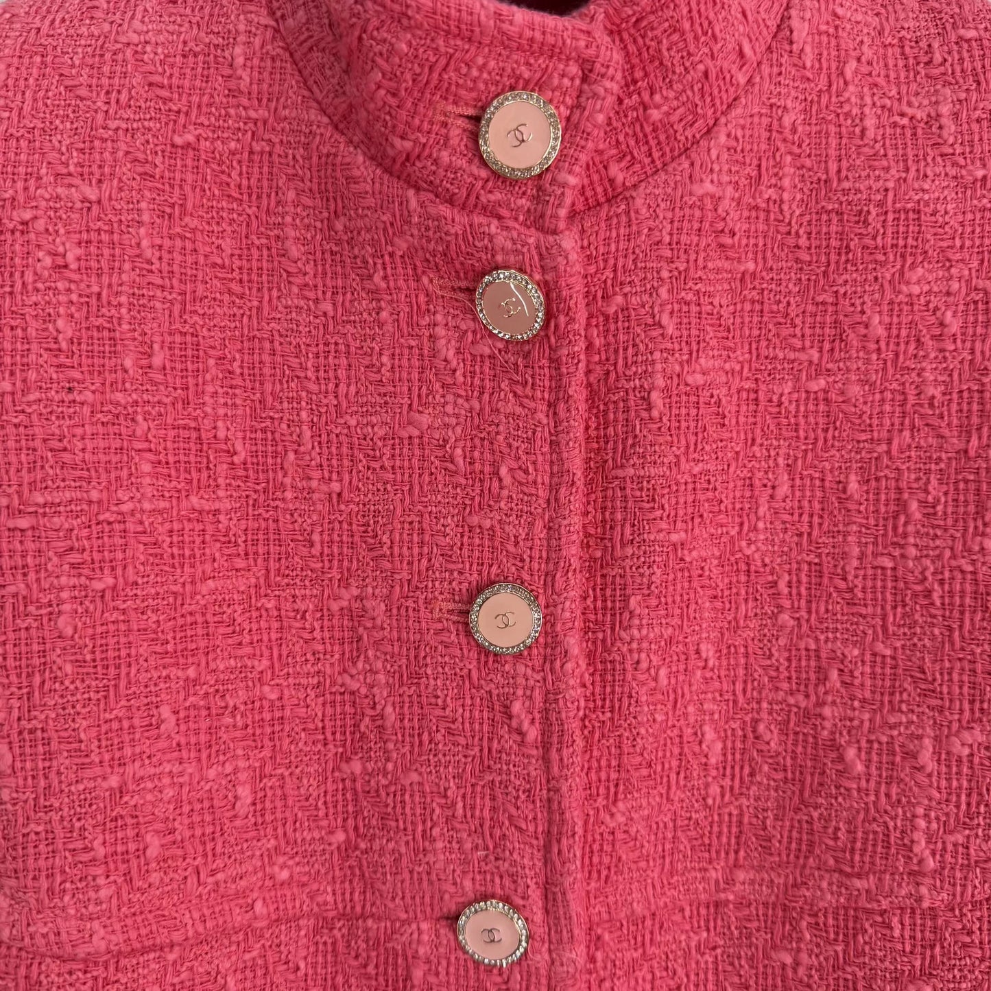 Short-sleeved cardigan