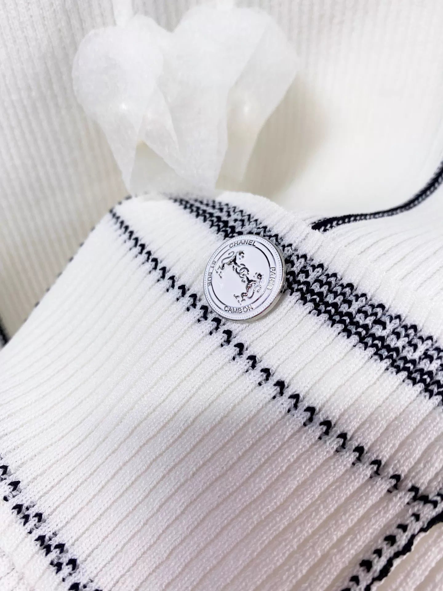 26ss V-neck Knit Vest