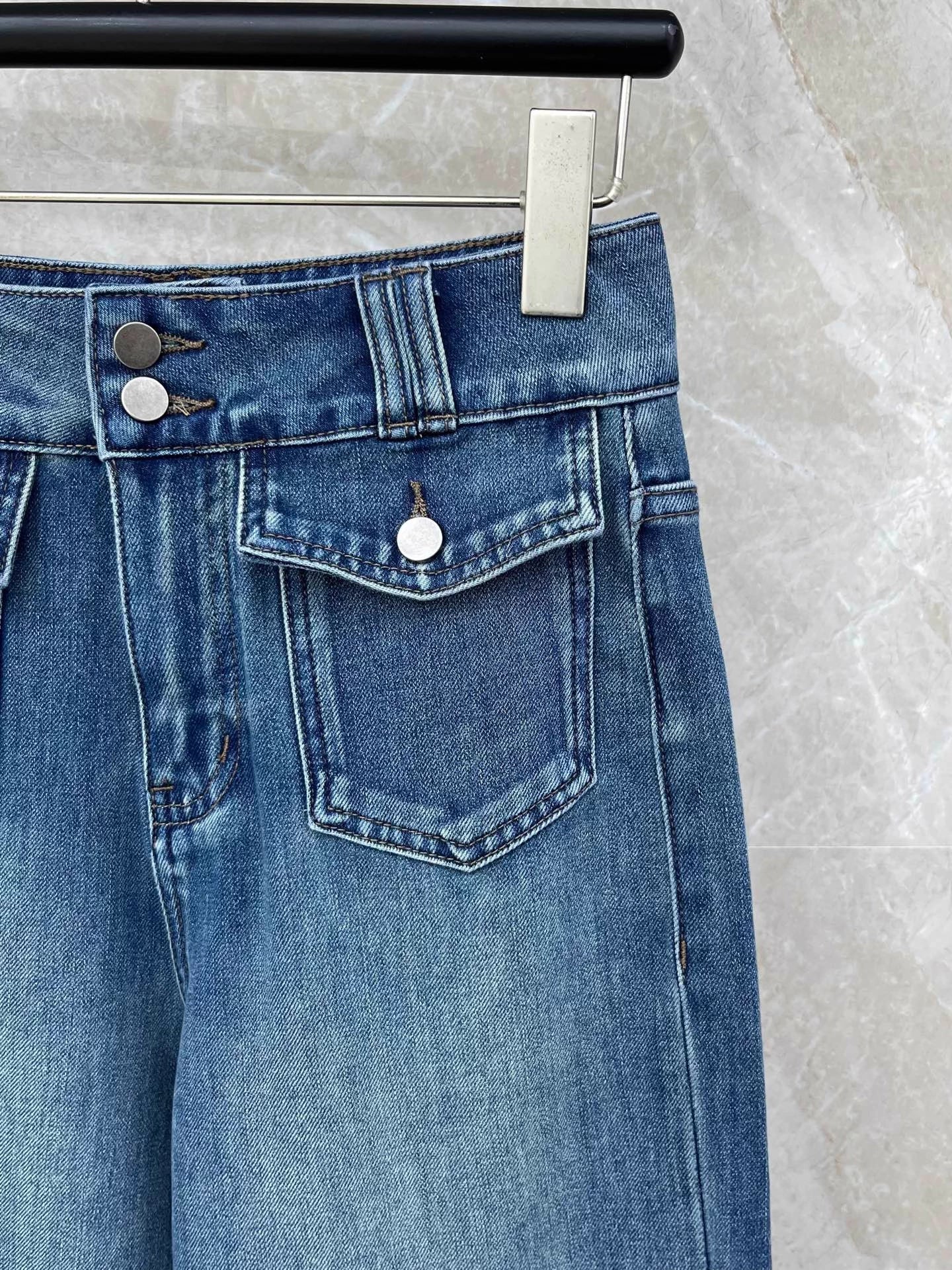 Double Pocket Heavy-Duty Jeans