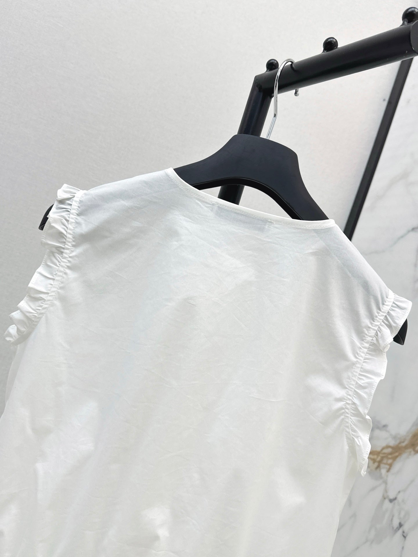 25ss ruffle vest