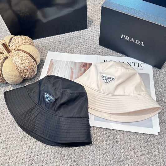 Classic triangle logo bucket hat