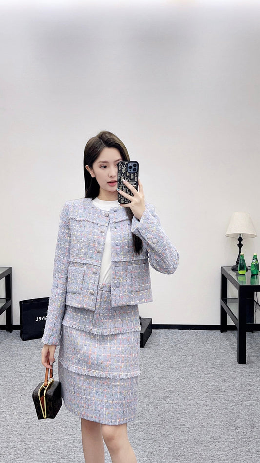 25 Round neck woven wool short jacket+half skirt set